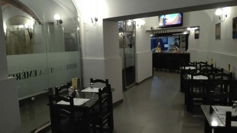 Hotel Rambla Emerita, Centro Ciudad メリダ エクステリア 写真