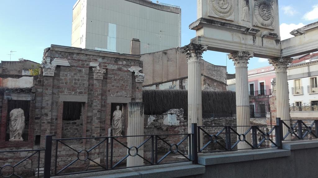 Hotel Rambla Emerita, Centro Ciudad メリダ エクステリア 写真
